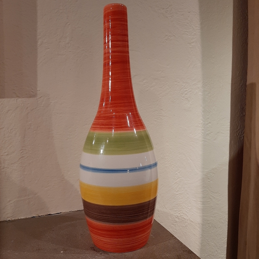Pottery vase